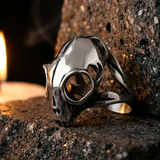 Bague Crane ERYTH — ambiance pierre volcanique et lumiere de bougie